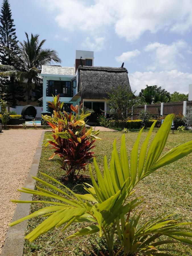 Villa Kayana Flic en Flac Exterior photo
