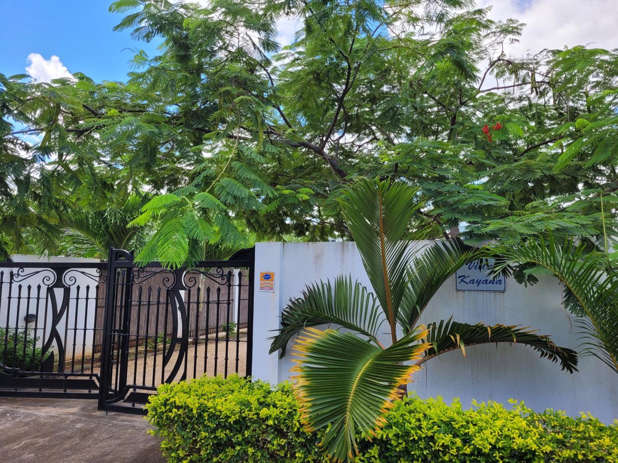 Villa Kayana Flic en Flac Exterior photo